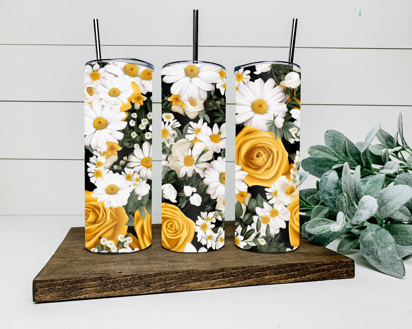 Daisy and Roses Tumbler
