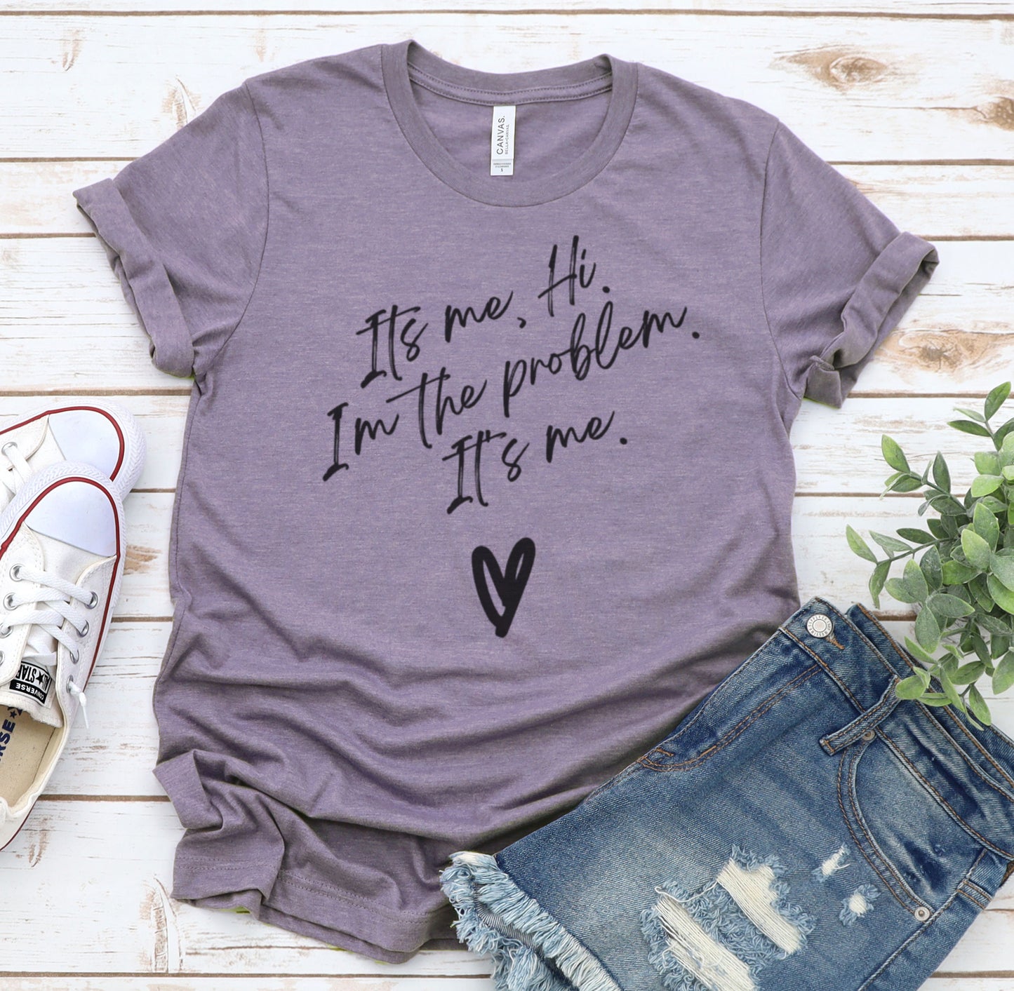 It's Me Graphic Tee