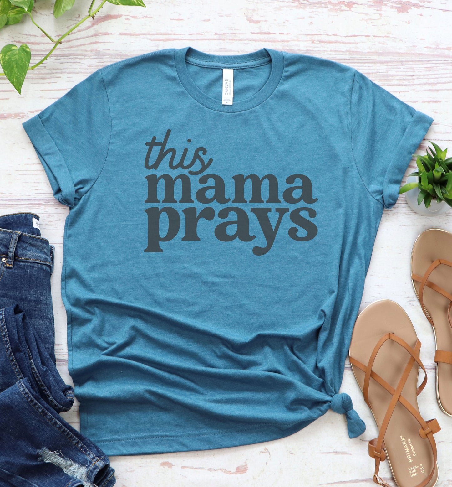 This Mama Prays Graphic Tee